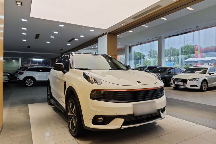 Used Lynk & Co 01 2017 2.0T Four-Wheel Drive Pro Edition Exterior 7