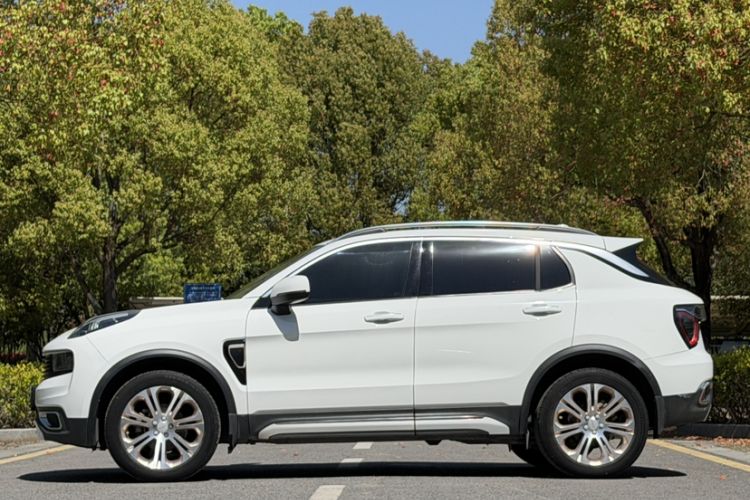 Used Lynk & Co 01 2017 2.0T Two-Wheel Drive Pro Edition Exterior 8