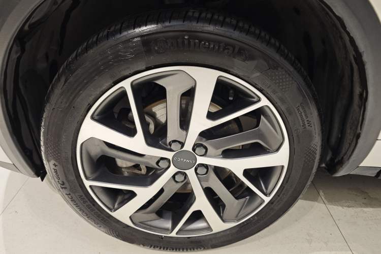 Used Lynk & Co 01 2017 2.0T Four-Wheel Drive Pro Edition Exterior 8