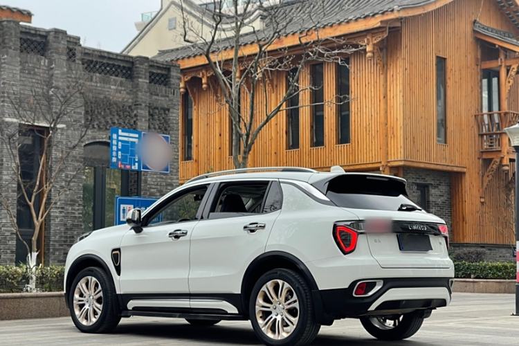 Used Lynk & Co 01 2017 2.0T Two-Wheel Drive Pro Edition Exterior 8