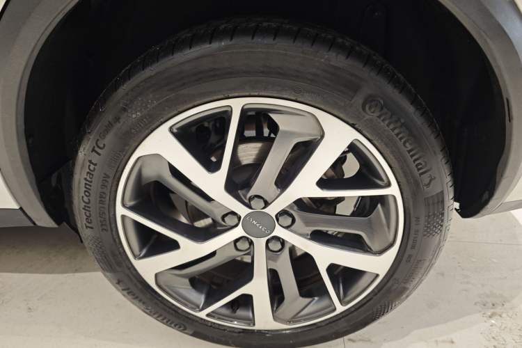 Used Lynk & Co 01 2017 2.0T Four-Wheel Drive Pro Edition Exterior 9