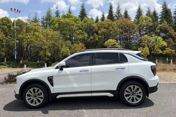 Used Lynk & Co 01 2017 2.0T Two-Wheel-Drive Version Exterior 9