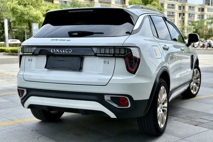 Used Lynk & Co 01 2017 2.0T Two-Wheel Drive Pro Edition Exterior 9