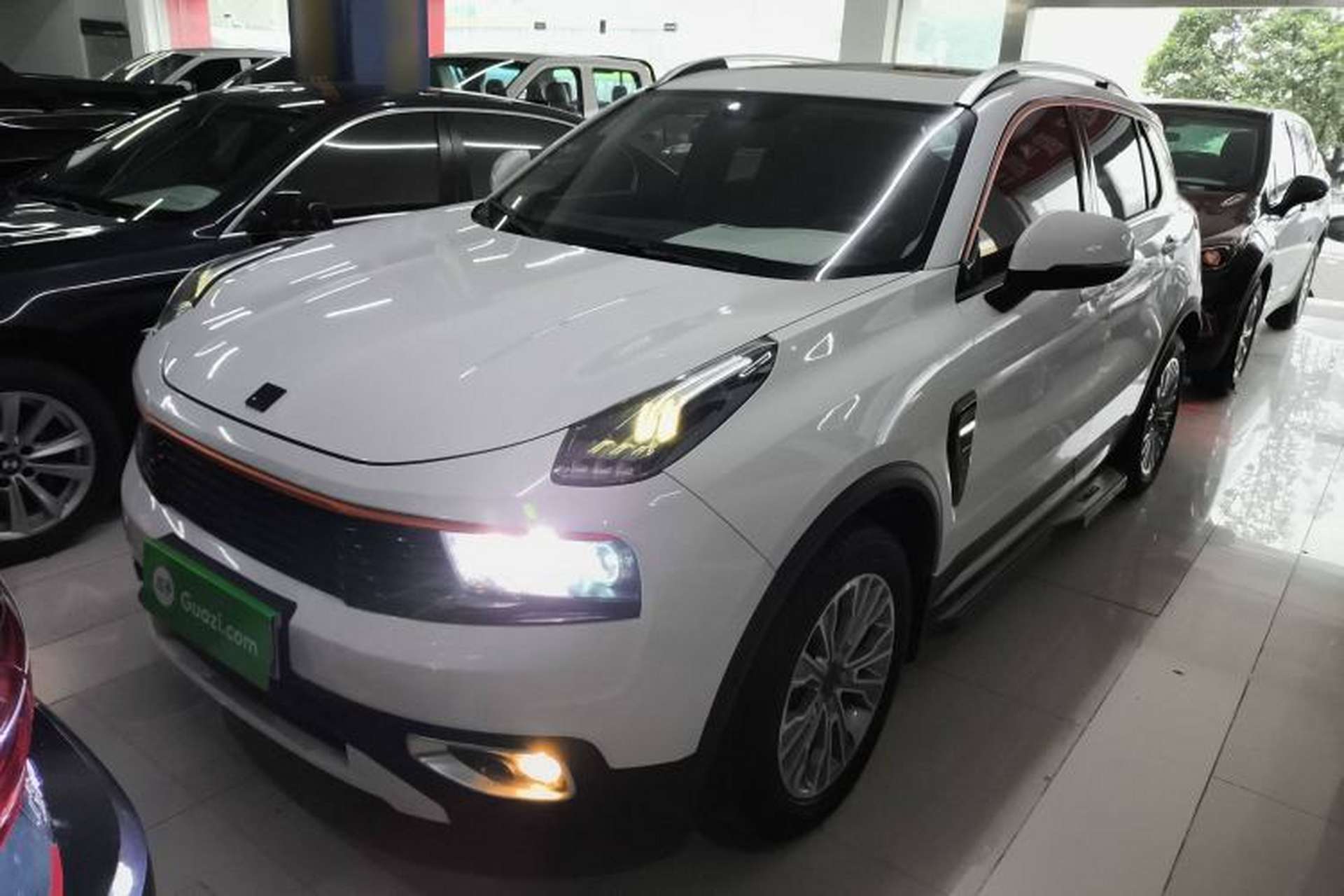 Used Lynk & Co 01 2017 2.0T Two-Wheel-Drive Version Front Left 45 Deg