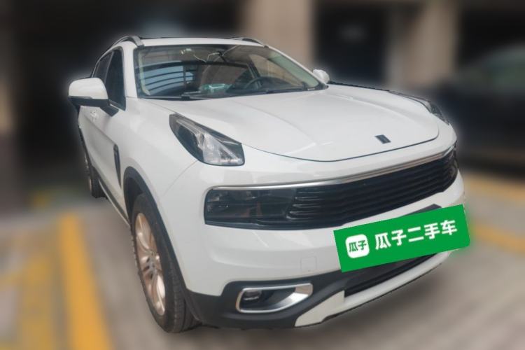 Used Lynk & Co 01 2017 2.0T Two-Wheel Drive Pro Edition Front Right 45 Deg