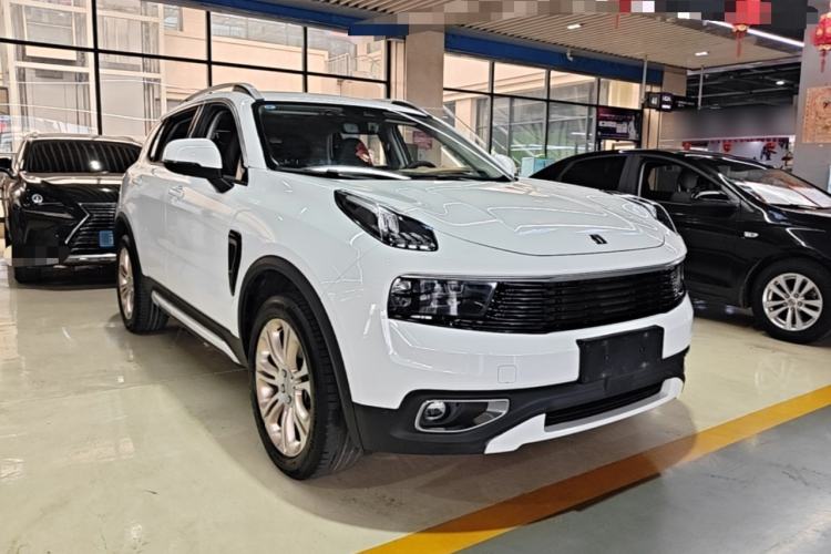 Used Lynk & Co 01 2017 2.0T Two-Wheel Drive Pro Edition Front Right 45 Deg