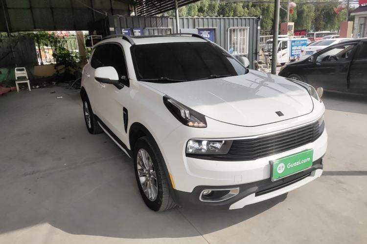 Used Lynk & Co 01 2017 2.0T Two-Wheel-Drive Version Front Right 45 Deg