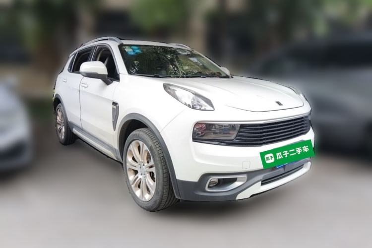 Used Lynk & Co 01 2017 2.0T Two-Wheel Drive Pro Edition Front Right 45 Deg