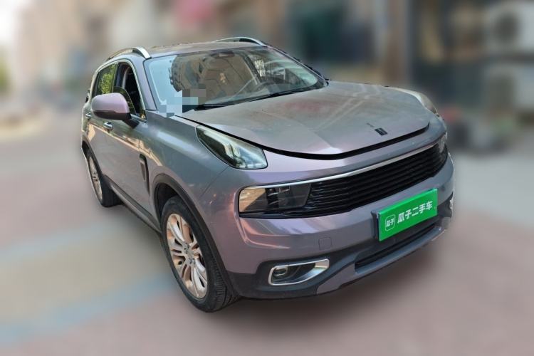 Used Lynk & Co 01 2017 2.0T Two-Wheel Drive Pro Edition Front Right 45 Deg