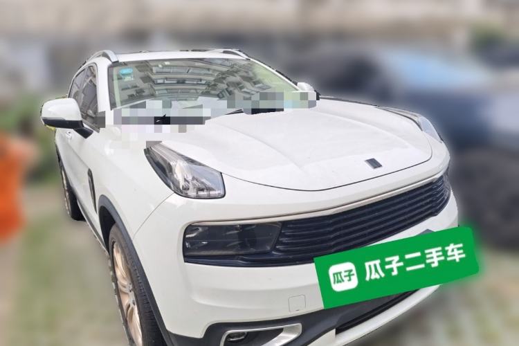 Used Lynk & Co 01 2017 2.0T Two-Wheel Drive Pro Edition Front Right 45 Deg