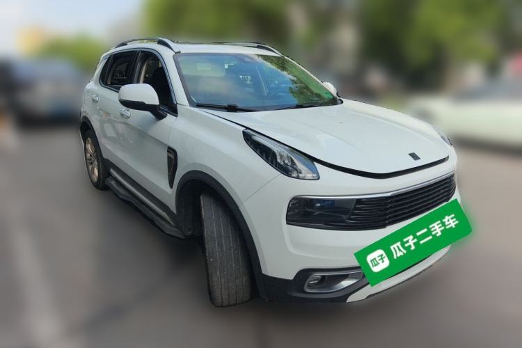 Used Lynk & Co 01 2017 2.0T Two-Wheel Drive Pro Edition Front Right 45 Deg