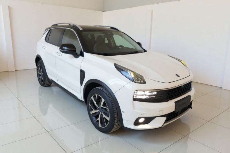 Used Lynk & Co 01 2017 2.0T Four-Wheel Drive Pro Edition Front Right 45 Deg