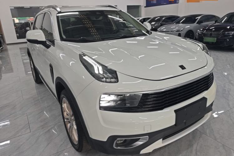 Used Lynk & Co 01 2017 2.0T Two-Wheel Drive Pro Edition Front Right 45 Deg