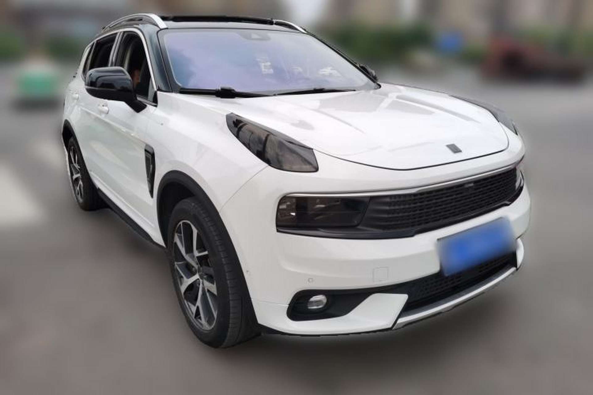 Used Lynk & Co 01 2017 2.0T Four-Wheel Drive Pro Edition Front Right 45 Deg