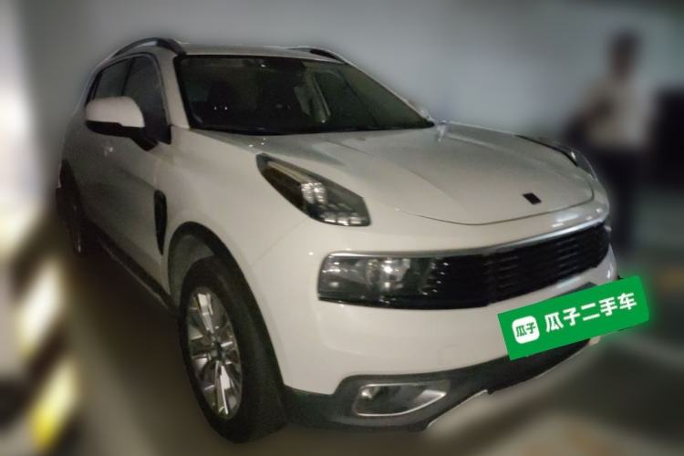 Used Lynk & Co 01 2017 2.0T Two-Wheel-Drive Version Front Right 45 Deg