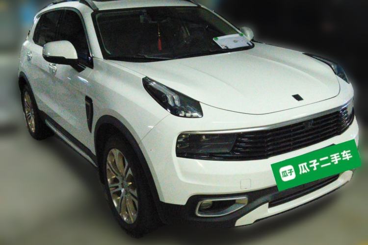 Used Lynk & Co 01 2017 2.0T Two-Wheel Drive Pro Edition Front Right 45 Deg