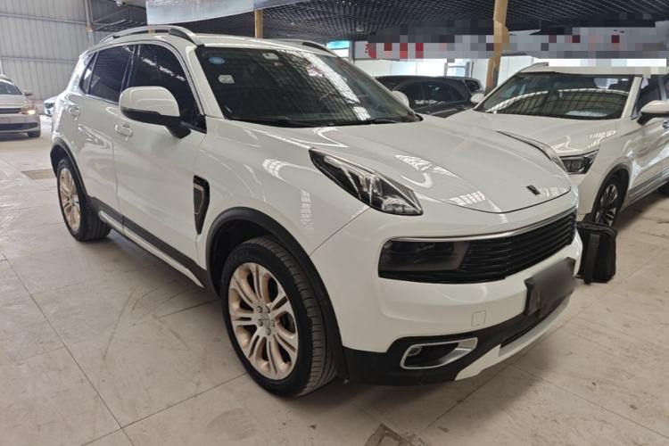 Used Lynk & Co 01 2017 2.0T Two-Wheel Drive Pro Edition Front Right 45 Deg