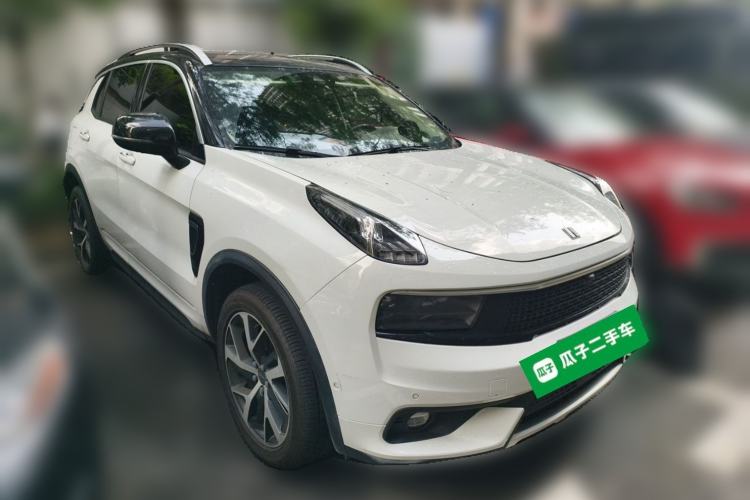 Used Lynk & Co 01 2017 2.0T Four-Wheel Drive Pro Edition Front Right 45 Deg