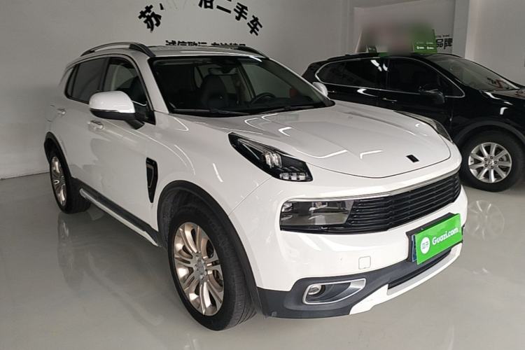 Used Lynk & Co 01 2017 2.0T Two-Wheel Drive Pro Edition Front Right 45 Deg