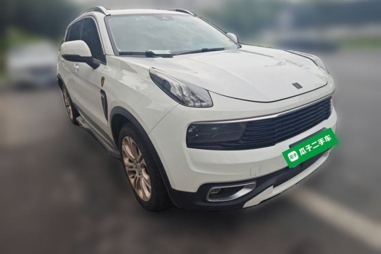Used Lynk & Co 01 2017 2.0T Two-Wheel Drive Pro Edition Front Right 45 Deg