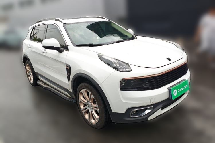 Used Lynk & Co 01 2017 2.0T Two-Wheel Drive Pro Edition Front Right 45 Deg