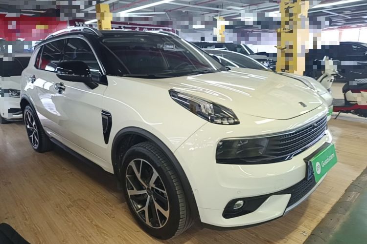 Used Lynk & Co 01 2017 2.0T Four-Wheel Drive Pro Edition Front Right 45 Deg