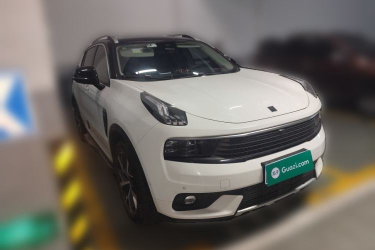 Used Lynk & Co 01 2017 2.0T Four-Wheel Drive Pro Edition Front Right 45 Deg