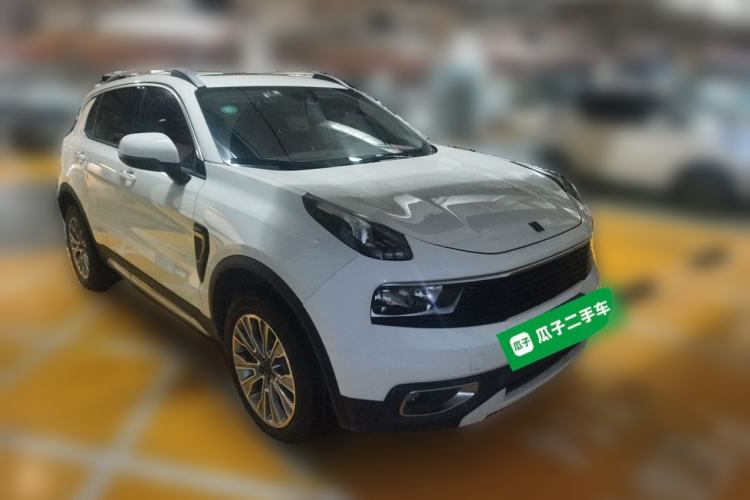 Used Lynk & Co 01 2017 2.0T Two-Wheel-Drive Version Front Right 45 Deg