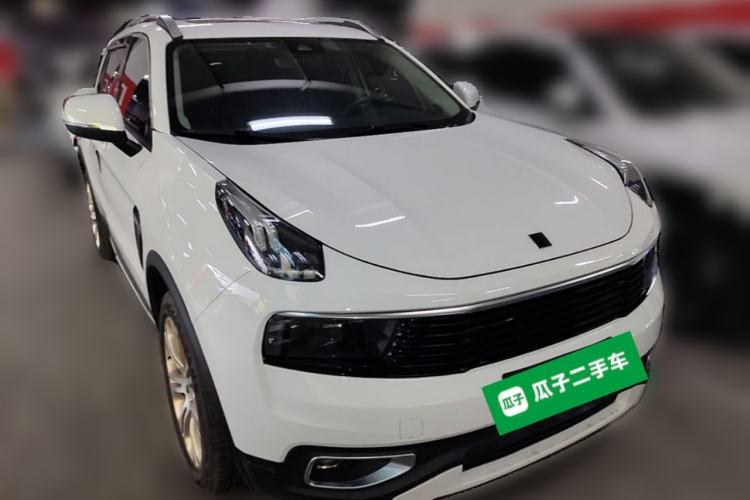Used Lynk & Co 01 2017 2.0T Two-Wheel Drive Pro Edition Front Right 45 Deg