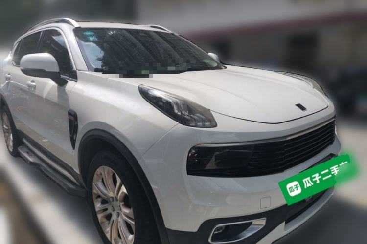Used Lynk & Co 01 2017 2.0T Two-Wheel Drive Pro Edition Front Right 45 Deg