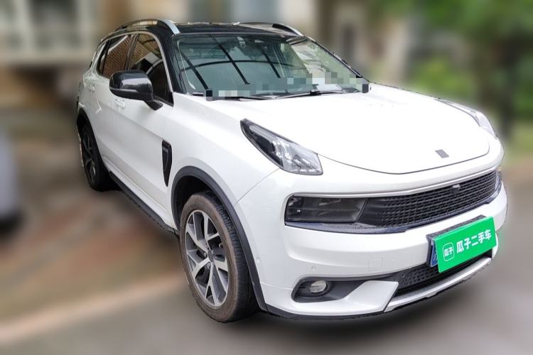 Used Lynk & Co 01 2017 2.0T Four-Wheel Drive Pro Edition Front Right 45 Deg