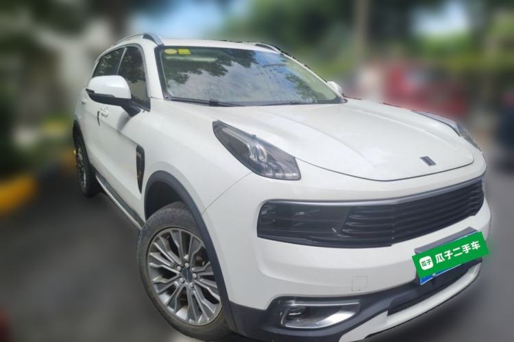 Used Lynk & Co 01 2017 2.0T Two-Wheel-Drive Version Front Right 45 Deg