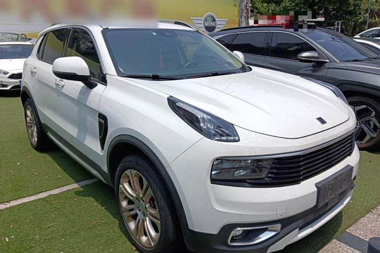 Used Lynk & Co 01 2017 2.0T Two-Wheel Drive Pro Edition Front Right 45 Deg