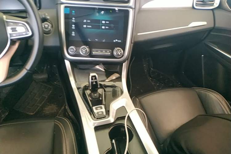 Used Lynk & Co 01 2017 2.0T Two-Wheel Drive Pro Edition Gear Lever
