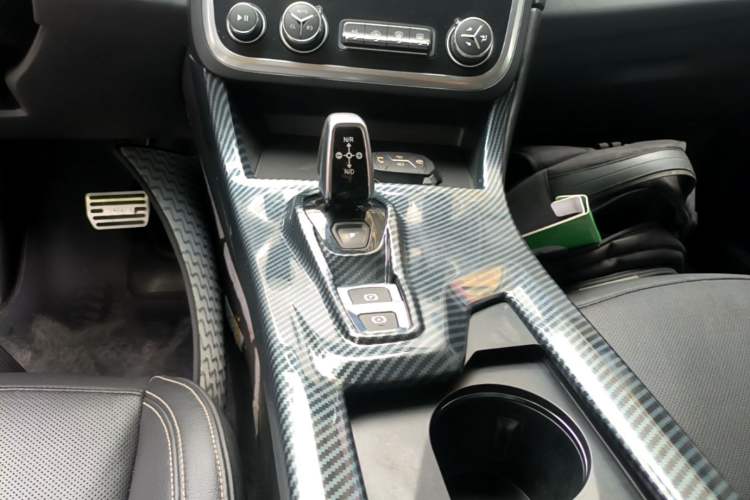 Used Lynk & Co 01 2017 2.0T Two-Wheel Drive Pro Edition Gear Lever