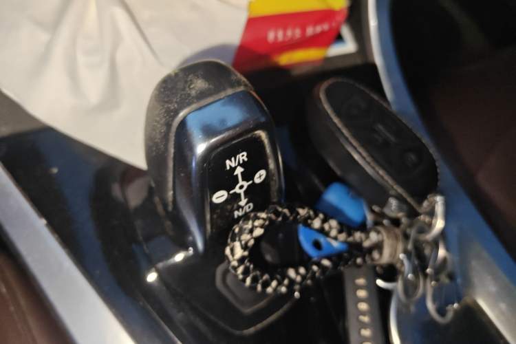 Used Lynk & Co 01 2017 2.0T Two-Wheel Drive Pro Edition Gear Lever