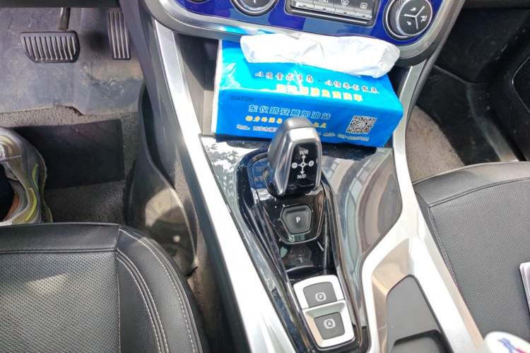 Used Lynk & Co 01 2017 2.0T Two-Wheel Drive Pro Edition Gear Lever