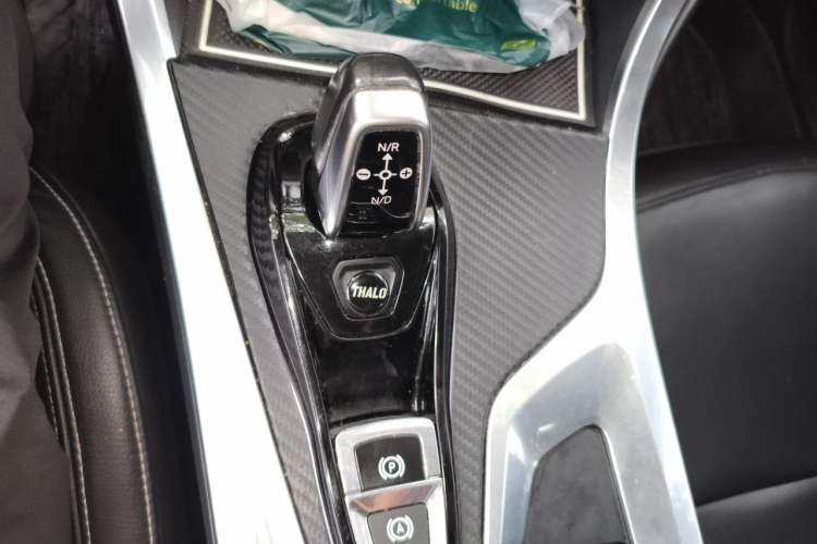 Used Lynk & Co 01 2017 2.0T Two-Wheel-Drive Version Gear Lever