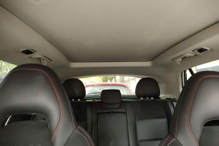 Used Lynk & Co 01 2017 2.0T Four-Wheel Drive Pro Edition Headliner