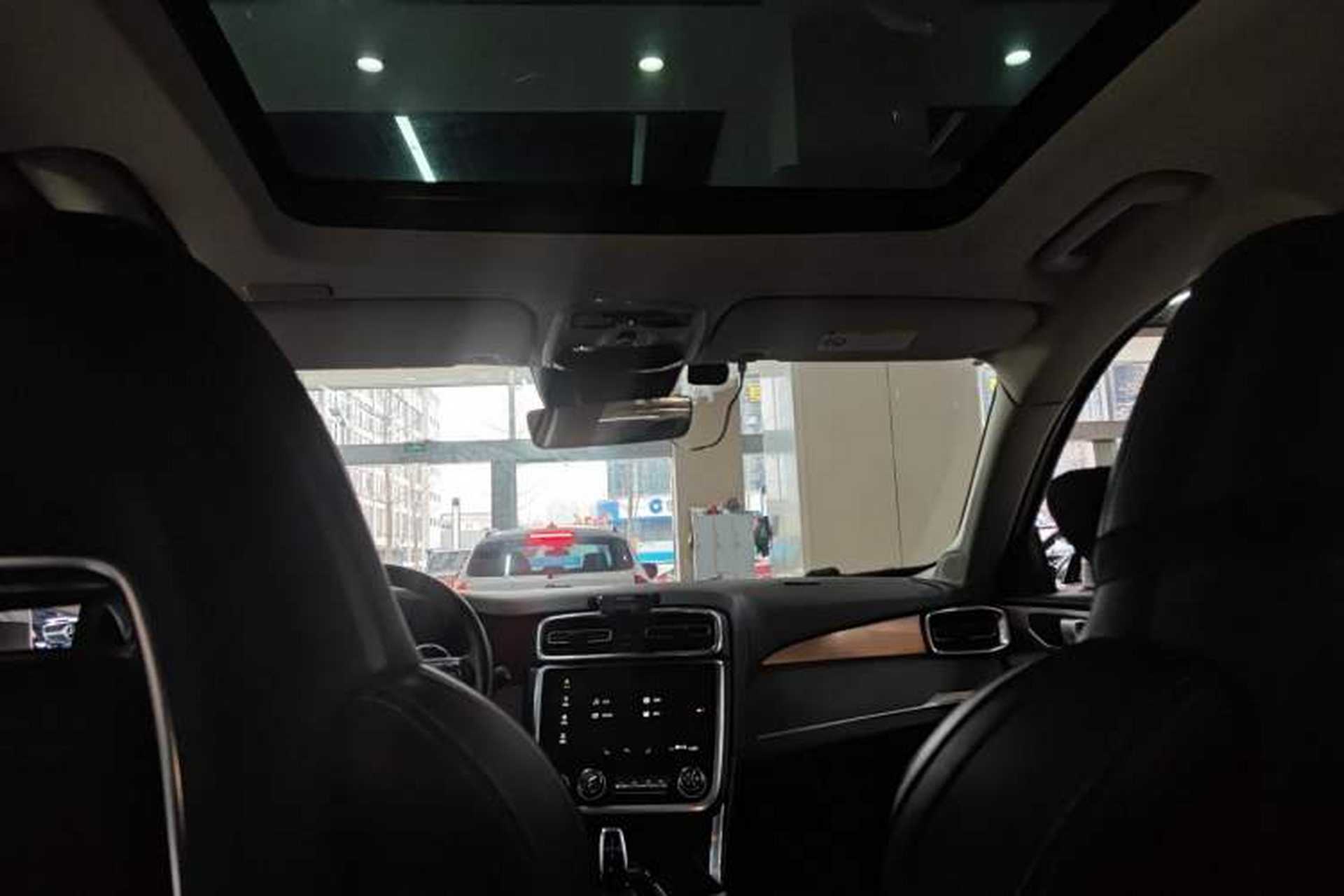 Used Lynk & Co 01 2017 2.0T Two-Wheel-Drive Version Headliner