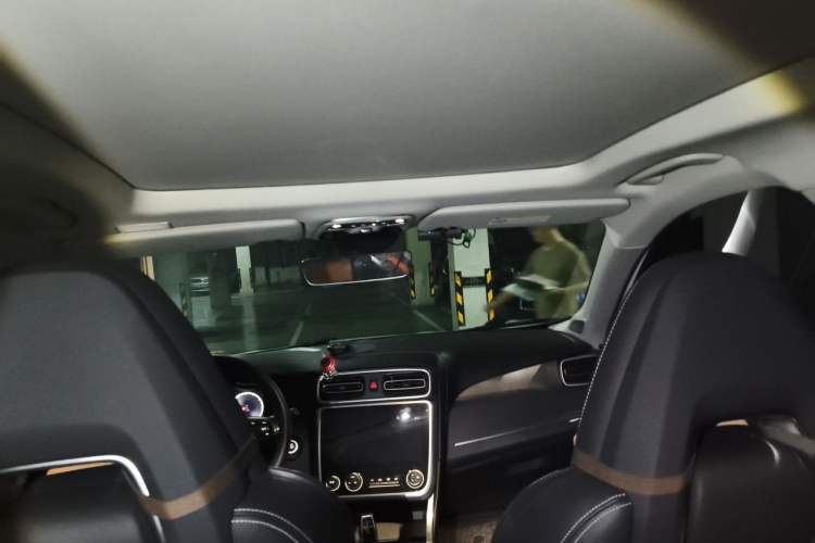 Used Lynk & Co 01 2017 2.0T Two-Wheel Drive Pro Edition Headliner