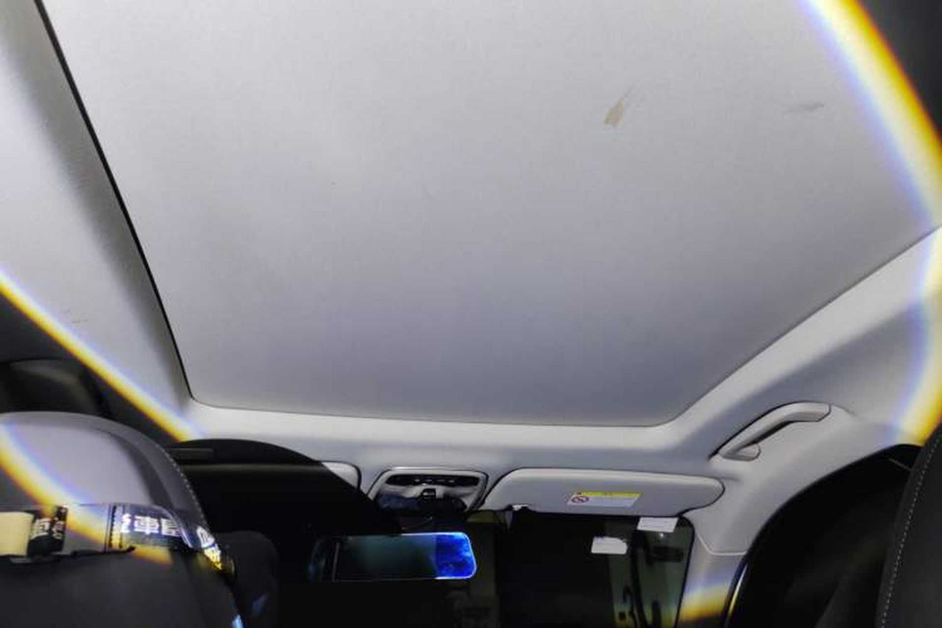 Used Lynk & Co 01 2017 2.0T Two-Wheel Drive Pro Edition Headliner