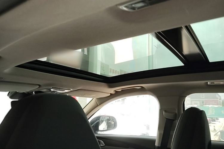 Used Lynk & Co 01 2017 2.0T Four-Wheel Drive Pro Edition Headliner