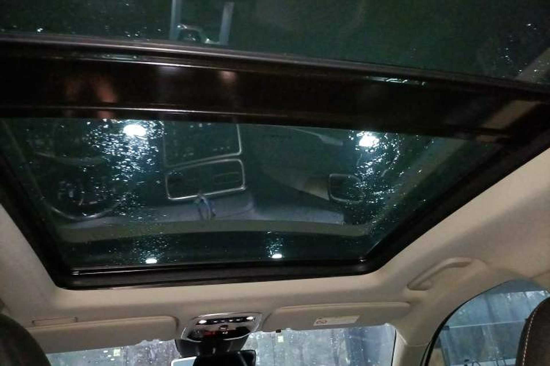 Used Lynk & Co 01 2017 2.0T Two-Wheel Drive Pro Edition Headliner