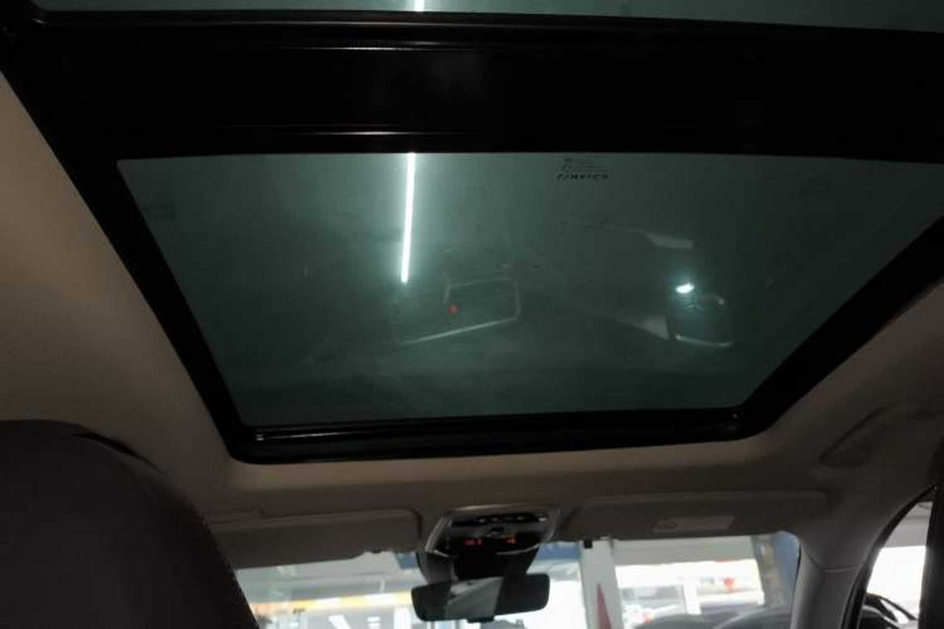 Used Lynk & Co 01 2017 2.0T Two-Wheel-Drive Version Headliner