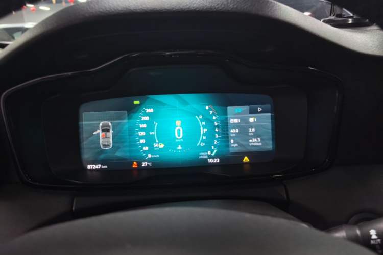 Used Lynk & Co 01 2017 2.0T Two-Wheel Drive Pro Edition Instrument Cluster