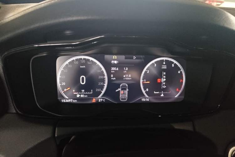 Used Lynk & Co 01 2017 2.0T Two-Wheel-Drive Version Instrument Cluster