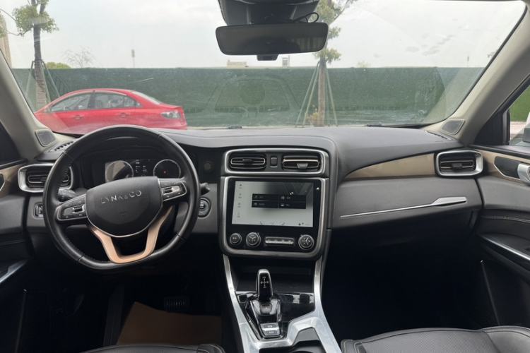 Used Lynk & Co 01 2017 2.0T Two-Wheel Drive Pro Edition Interior 1
