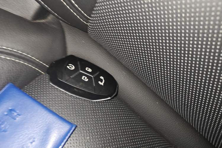Used Lynk & Co 01 2017 2.0T Two-Wheel Drive Pro Edition Interior 1