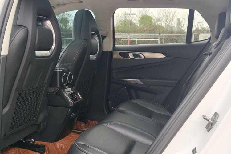 Used Lynk & Co 01 2017 2.0T Two-Wheel Drive Pro Edition Interior 11